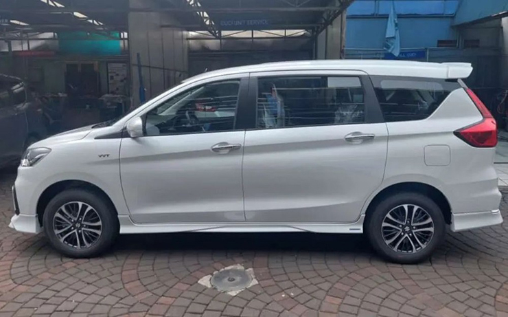 Suzuki Ertiga Sport Hybrid 2022 lộ diện hình ảnh thực tế trước giờ G - 2