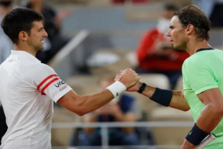 Nadal thắng nghẹt thở Aliassime, tiết lộ trận siêu kinh điển với Djokovic