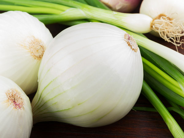 When buying onions, should you choose white or purple? Savvy eaters may not know the answer - 2