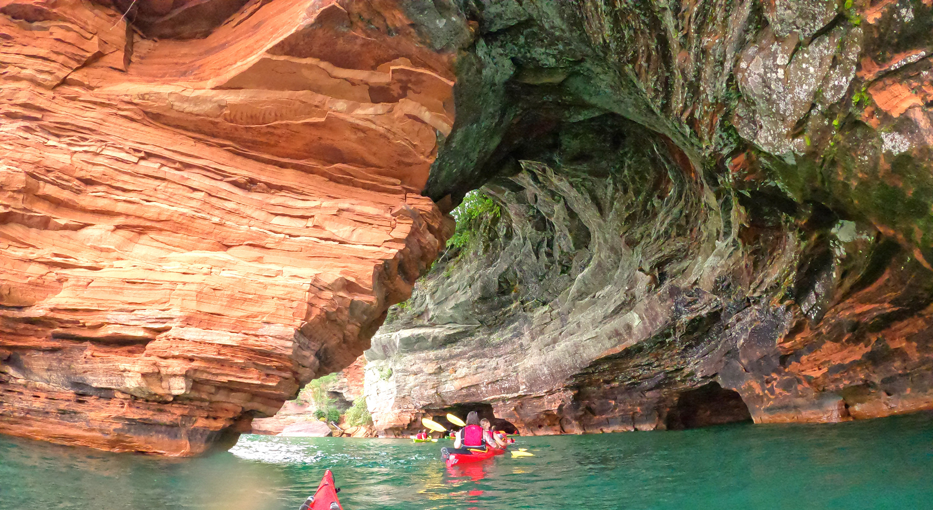 10 hang động ngập nước đẹp nhất thế giới khiến du khách thốt không nên lời - 8