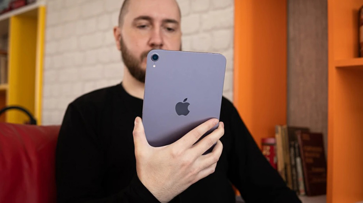 iPad Mini 6.