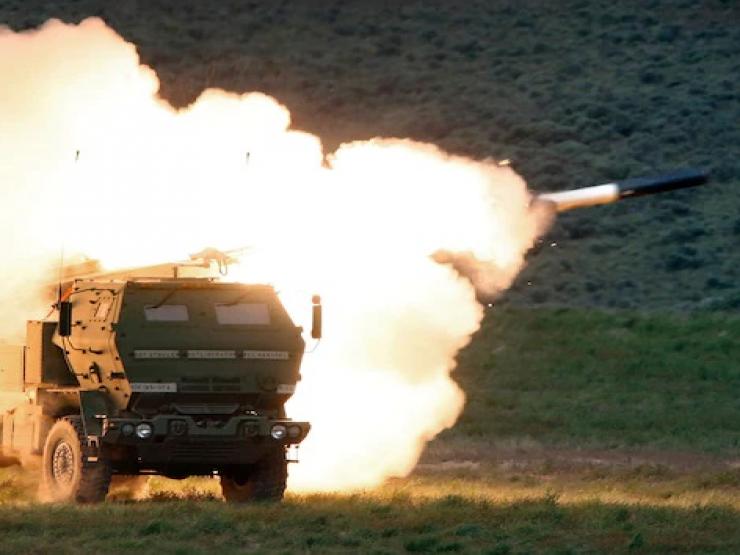 Chính quyền Mỹ hé lộ loại rocket sắp cung cấp cho Ukraine