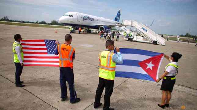 Một chiếc máy bay JetBlue ở sân bay Abel Santamaria của Cuba năm 2016. (Ảnh: Reuters)