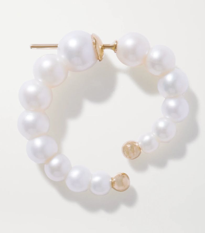 Pearls: Exclusive jewelry for June - August