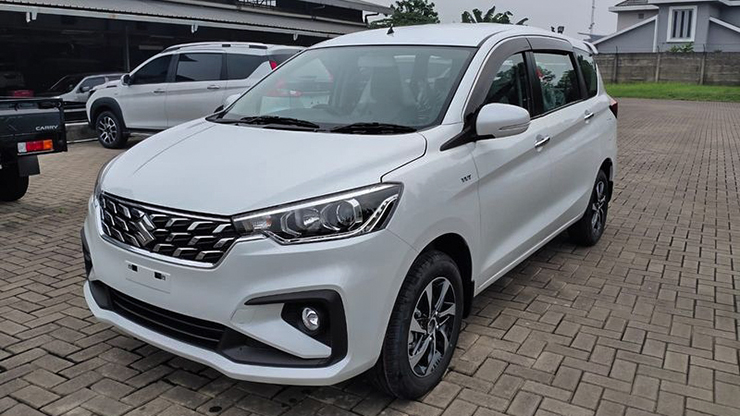 Suzuki mang phiên bản Ertiga Hybrid về Việt Nam trong thời gian tới - 1