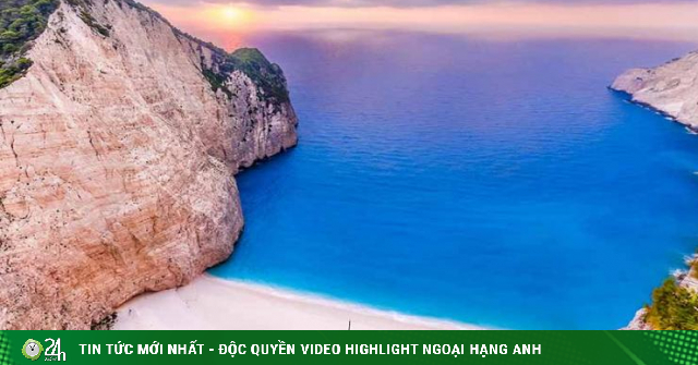 The most beautiful shipwreck beach in Greece, the unspoiled scenery is “heartbreaking”-Travel