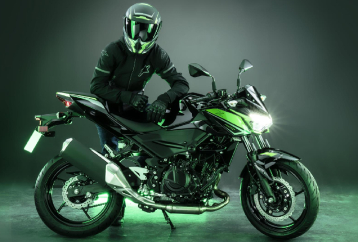 2023 Kawasaki Z400 và Ninja 400 ra mắt, hút phái mạnh - 3