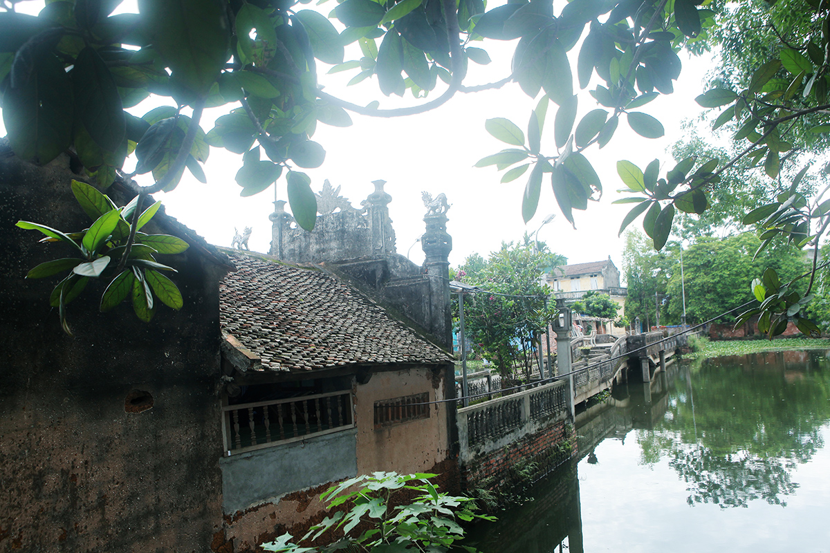 Hiện nay, cây cầu đã không còn sử dụng để đi lại như xưa, nhưng đây là địa điểm tâm linh của người dân quanh vùng.