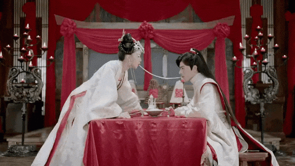 The kiss scene with 1-0-2 in historical dramas made Chinese netizens "wake up"  - 8