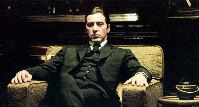 Al Pacino trong vai Michael Corleone