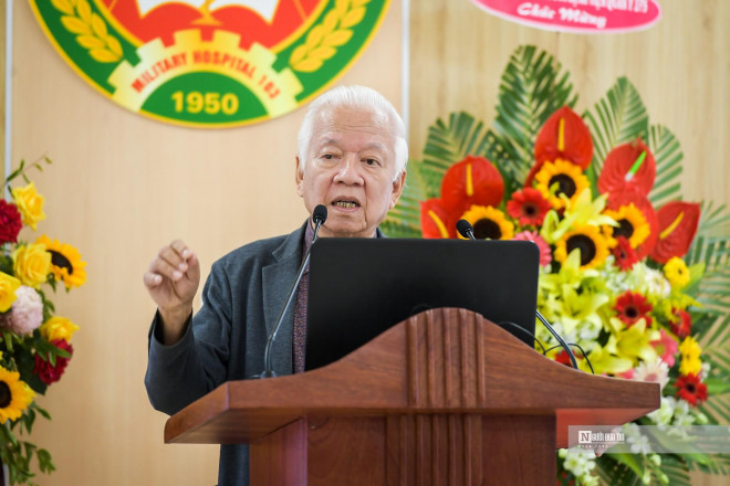 Nguyên Thứ trưởng Bộ Y tế, GS.TS Phạm Mạnh Hùng. Ảnh Trọng Tùng