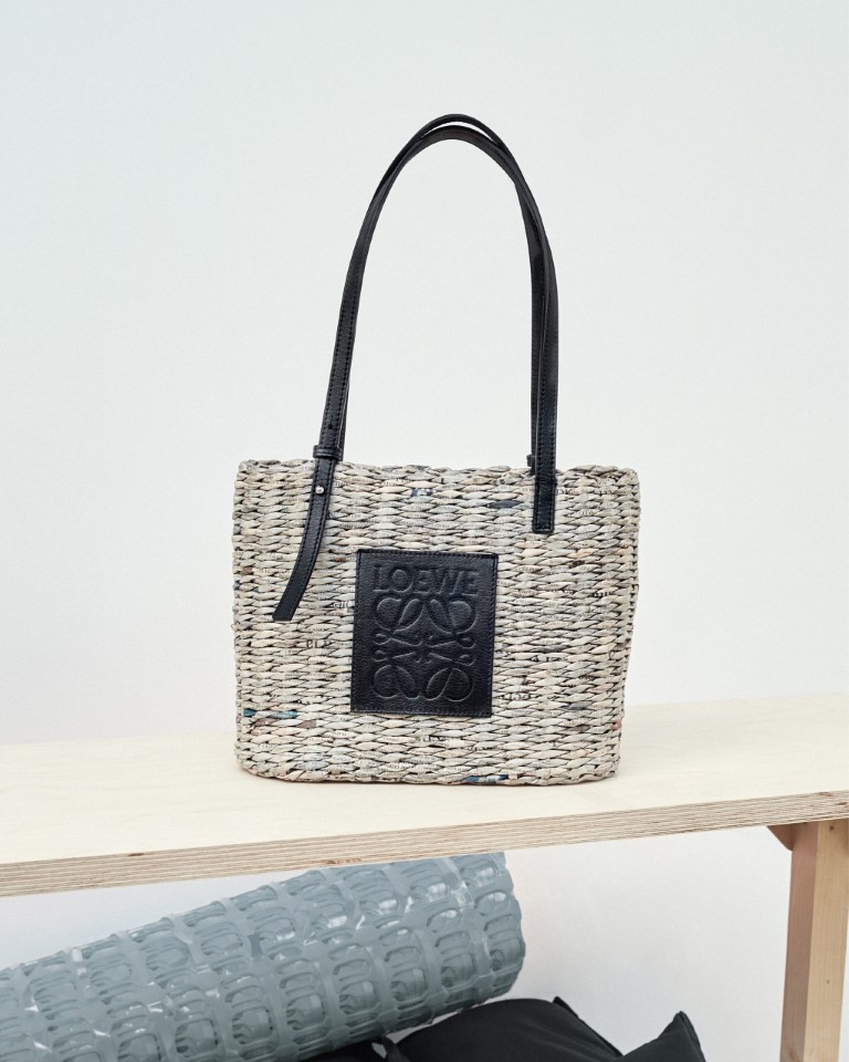 Loewe celebrates craftsmanship with new handbag project - 15