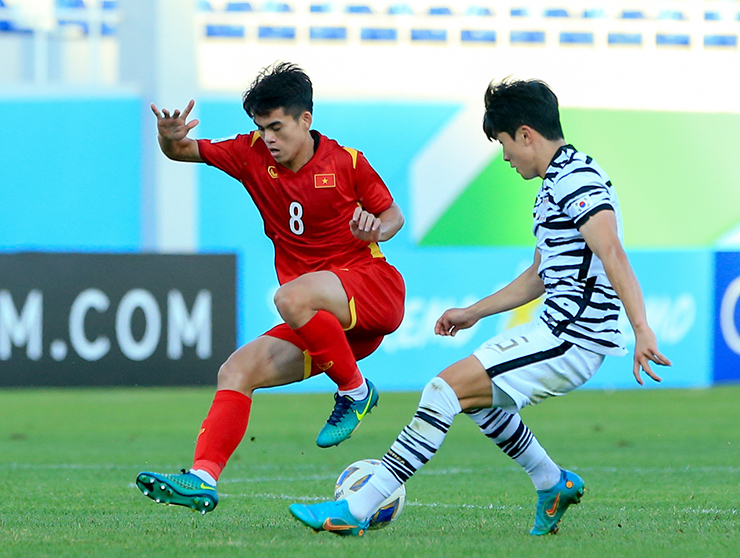 U23 Vietnam caused a stir, which player must do a doping test after the Korean match?  - first