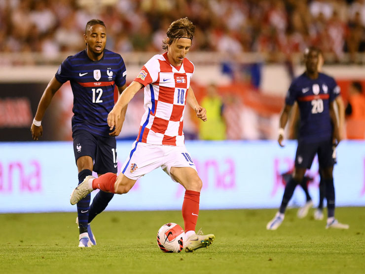 Video bóng đá Croatia - Pháp: Bất ngờ Benzema - Mbappe, cay đắng penalty phút 83 (Nations League)