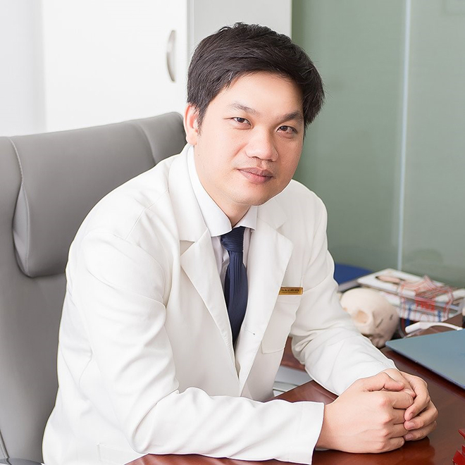 Bác sĩ Lê Hữu Điền: Con đường trở thành bác sĩ thẩm mỹ và trăn trở để xây dựng nền thẩm mỹ an toàn - 1