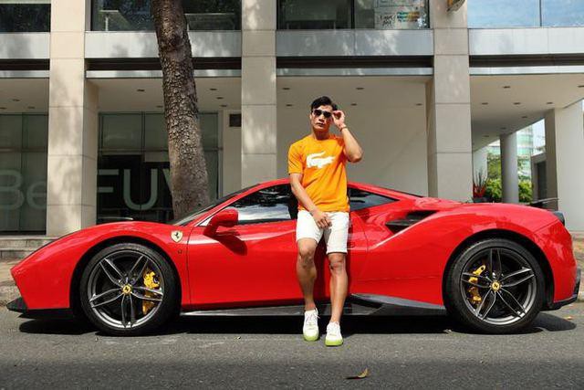 Terrible assets of football players: Bui Tien Dung loves supercars, Tien Linh has a garden house of 300m2 - 10