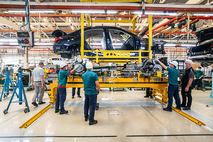 Thêm loạt công nghệ mới xuất hiện trong nhà máy Mercedes-Benz ở Việt Nam - 9