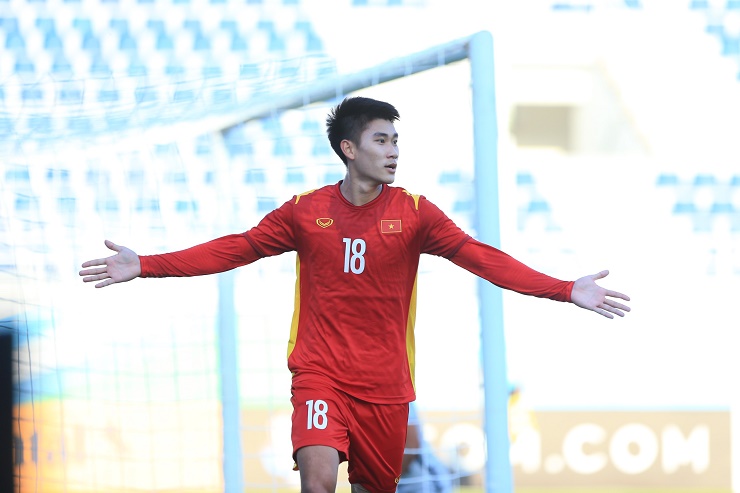 Video bóng đá U23 Việt Nam - U23 Malaysia: Kịch tính 2 bàn, VAR và thẻ đỏ (U23 châu Á) - 1