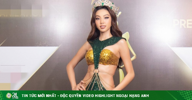 Thuy Tien shows off her goddess figure in cut-out design at Miss Peace Vietnam-Fashion