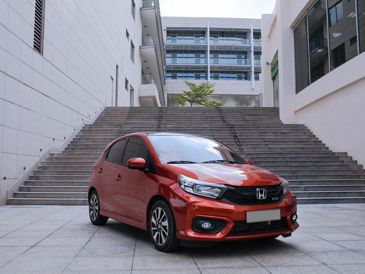 Giá xe Honda Brio niêm yết và lăn bánh tháng 6/2022