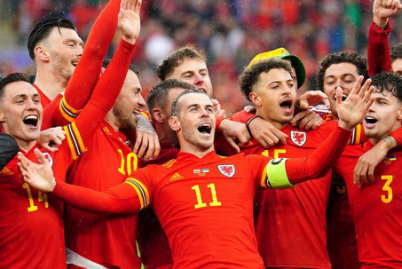 Khó tin Gareth Bale yêu cầu đồng đội Xứ Wales "đá bẩn" để tiến sâu ở World Cup