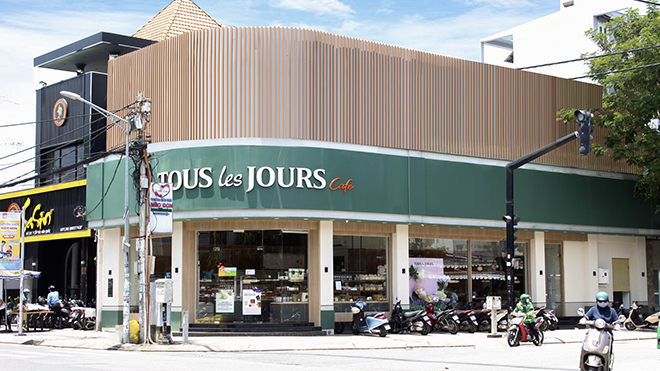 TOUS les JOURS Nguyễn Thị Thập - tiệm bánh xinh đẹp giữa lòng Quận 7 - 1