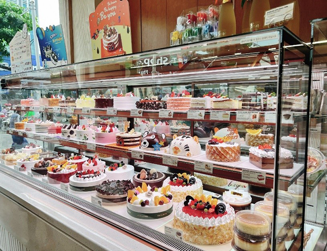 TOUS les JOURS Nguyễn Thị Thập - tiệm bánh xinh đẹp giữa lòng Quận 7 - 5