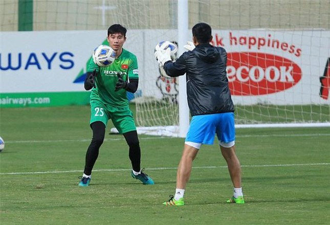 Quan Văn Chuẩn - “người nhện” với những pha cứu thua "chuẩn chỉ" của U23 Việt Nam - 3