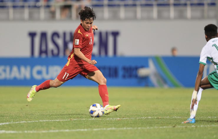 Rực lửa đại chiến U23 Việt Nam - U23 Saudi Arabia: Thẻ đỏ nghiệt ngã - 1