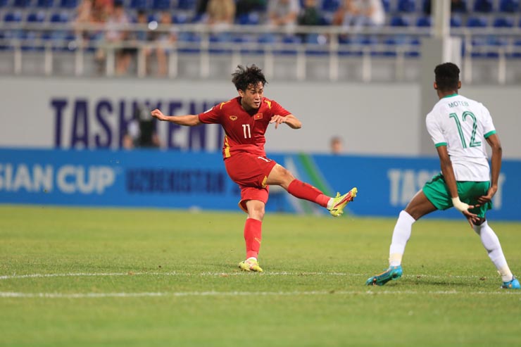 Rực lửa đại chiến U23 Việt Nam - U23 Saudi Arabia: Thẻ đỏ nghiệt ngã - 2