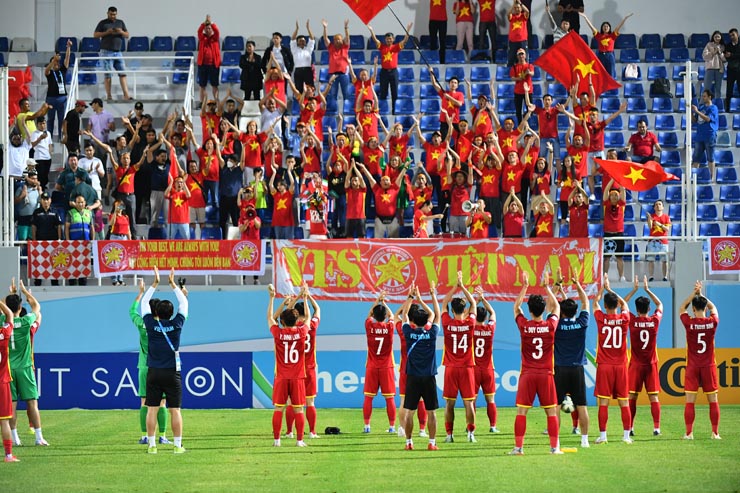 U23 Việt Nam dừng bước U23 châu Á: Báo Thái hả hê, LĐBĐ châu Á khen ngợi - 1