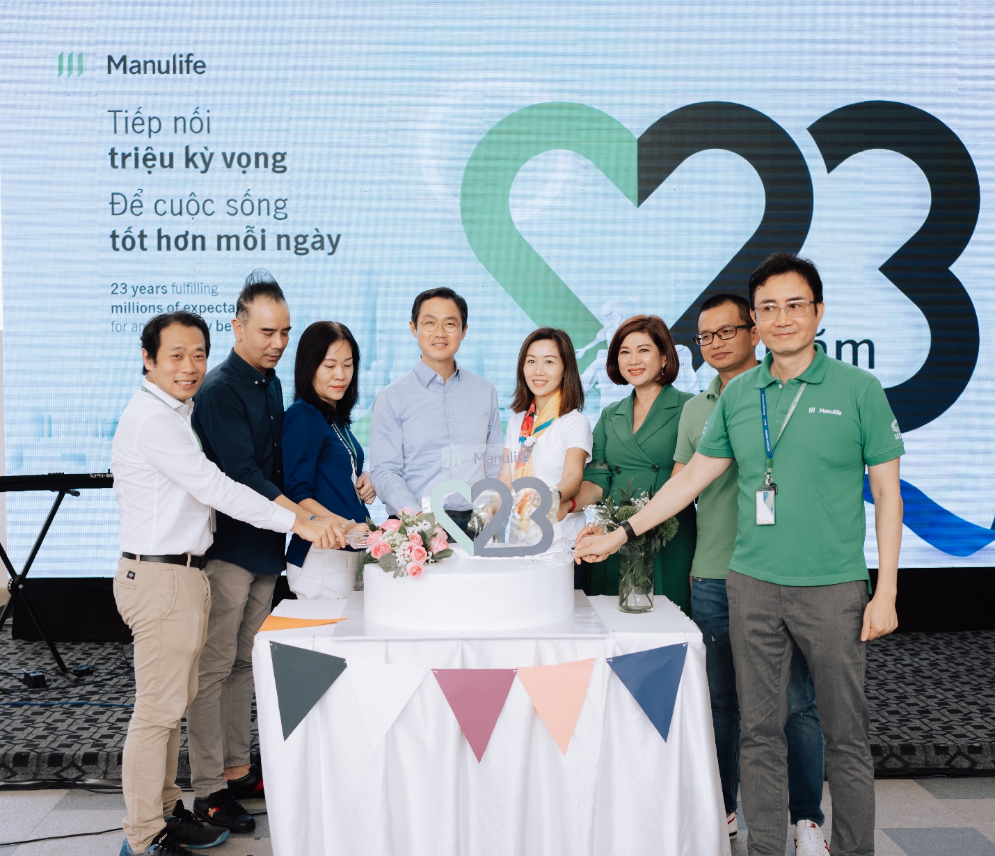 Manulife kỷ niệm 23 năm đồng hành cùng tạo ra một tương lai tốt đẹp hơn cho Việt Nam - 1