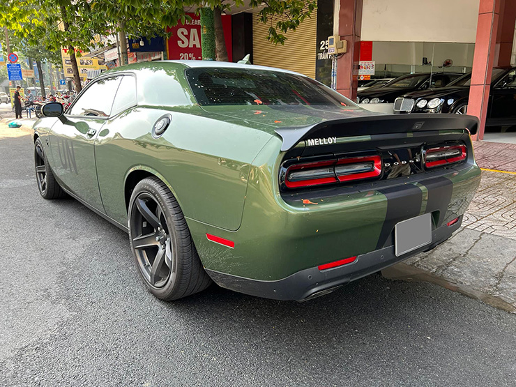 &#34;Xe cơ bắp Mỹ&#34; Dodge Challenger Hellcat Redeye đầu tiên về Việt Nam - 8