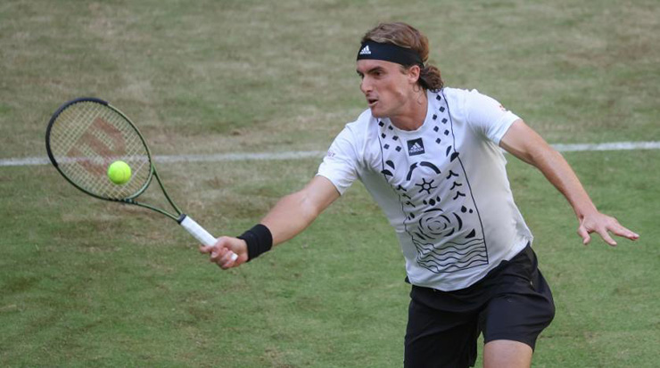 Tsitsipas thất bại trước Kyrgios