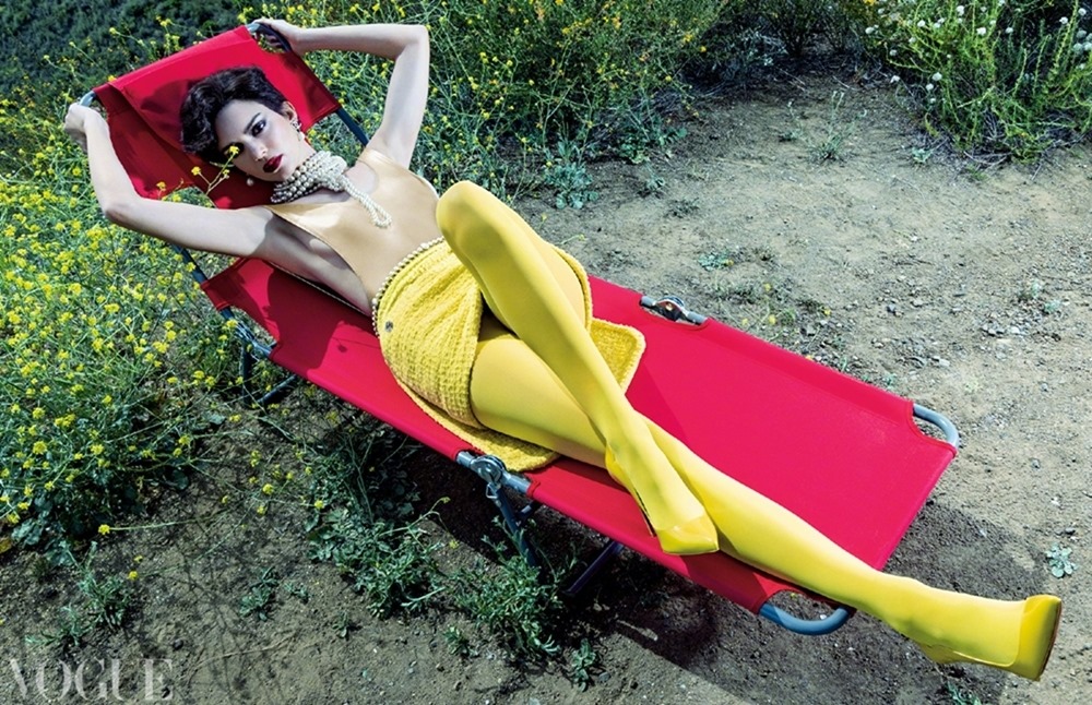 Siêu mẫu Kendall Jenner tạo dáng đẳng cấp trên Vogue China - 5