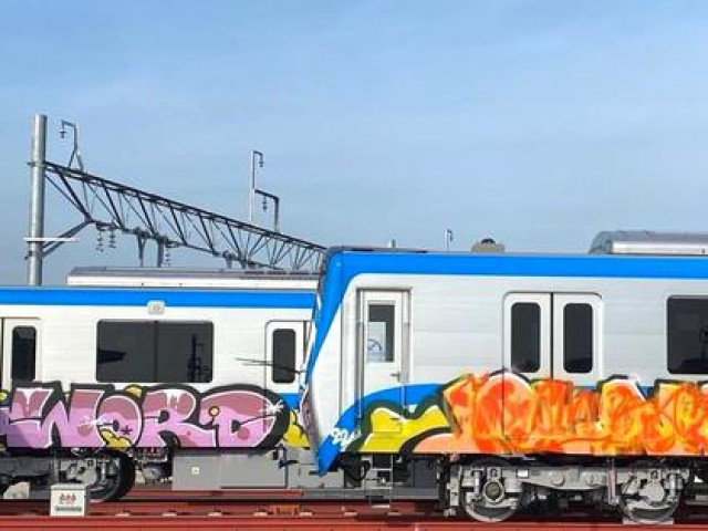 Thông tin mới nhất về tàu Metro số 1 TP HCM bị vẽ bậy