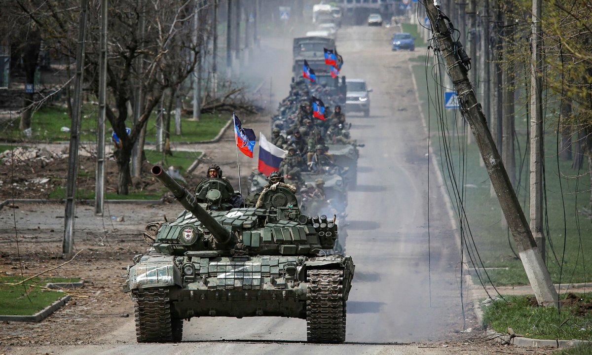 Xe tăng Nga trong chiến dịch quân sự ở Ukraine (ảnh: RT)