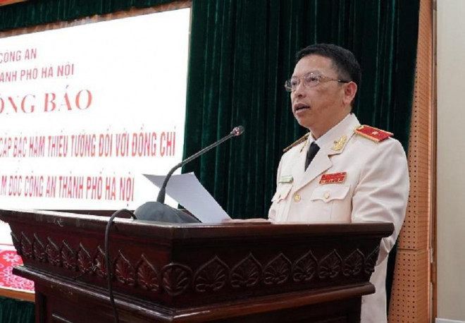 Đại tá Nguyễn Hồng Ky, Phó Giám đốc Công an TP Hà Nội, được thăng cấp bậc hàm Thiếu tướng. Ảnh: CA