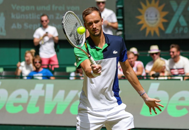 Video tennis Medvedev - Otte: Bước ngoặt tie-break, tiến sát ngôi vương (Bán kết Halle Open) - 1