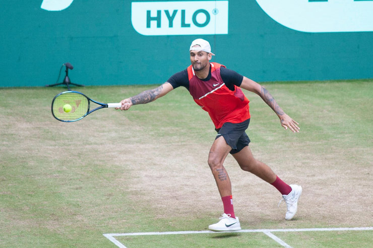 Nick Kyrgios khởi đầu đẹp như mơ với thắng lợi trong set 1