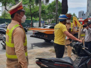 Tin tức trong ngày - Ngày đầu cao điểm, tài xế &quot;ma men&quot; đổ mồ hôi tìm xe về nhà giữa nắng nóng