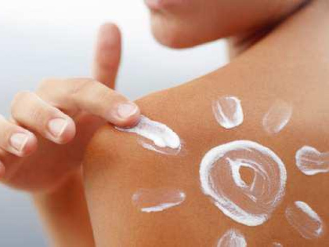 6 vấn đề của làn da khi nắng nóng và mẹo để phục hồi