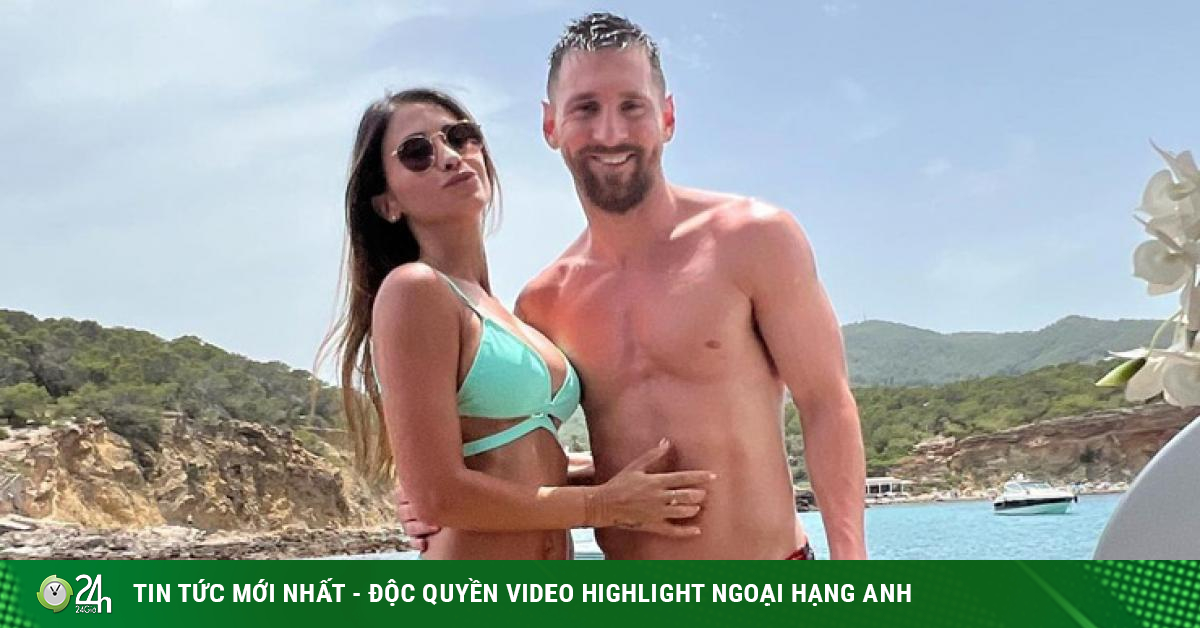 Mỹ nhân WAG diện bikini bốc lửa: Vợ Messi khoe dáng,...