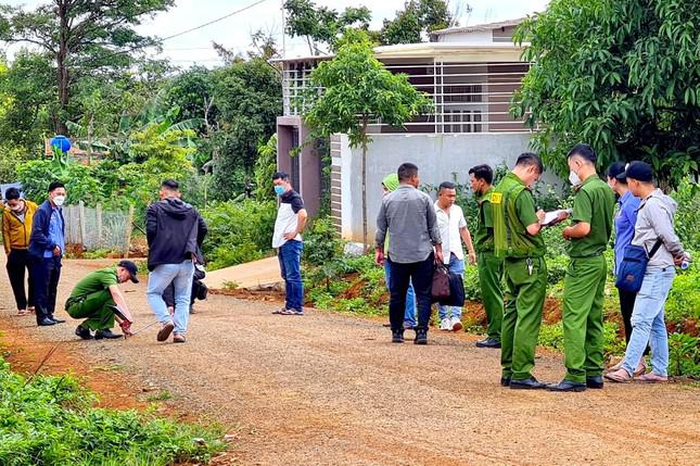 Công an huyện Ia Grai điều tra hiện trường vụ nổ súng