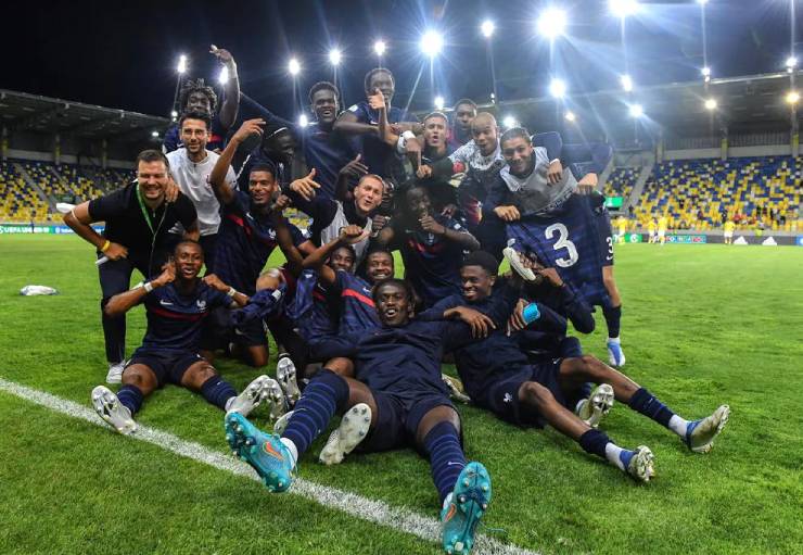 羅馬尼亞U19足球視頻 - 法國U19：20分鐘爆發，提前贏得半決賽門票（歐洲U19） - 1
