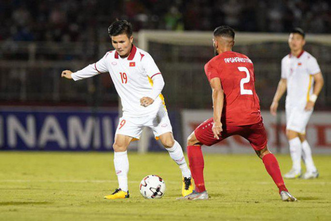Quang Hải (19) trong trận tuyển Việt Nam gặp Afghanistan vào đầu tháng 6-2022 tại sân Thống Nhất, TP HCM (Ảnh: QUANG LIÊM)