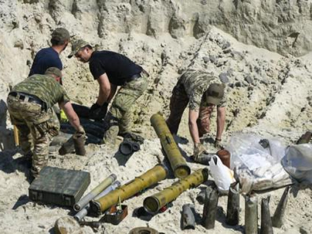 Chậm giao vũ khí cho Ukraine, Mỹ và phương Tây đang trao lợi thế cho Nga ở Donbass