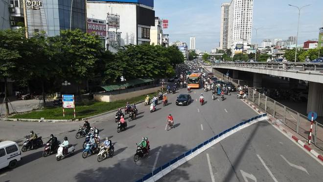 Sở GTVT Hà Nội đã thí điểm tổ chức lại giao thông tại nút Ngã Tư Sở từ ngày 18/6