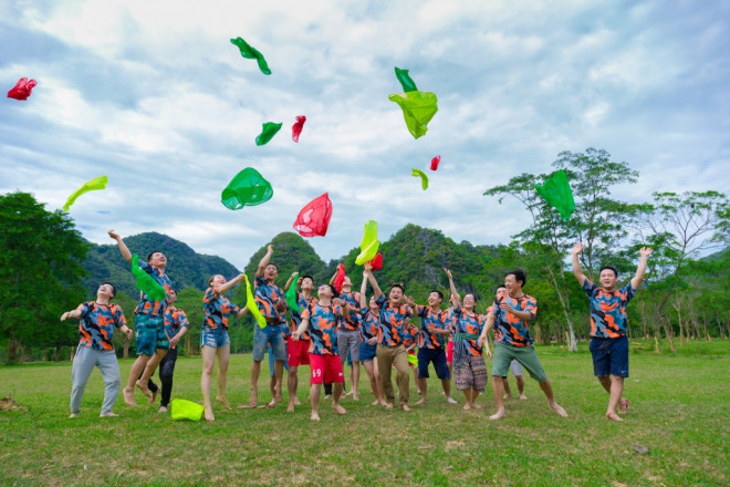 Chơi team building khi đi du lịch mùa hè: gắn kết hay mệt mỏi? - 5