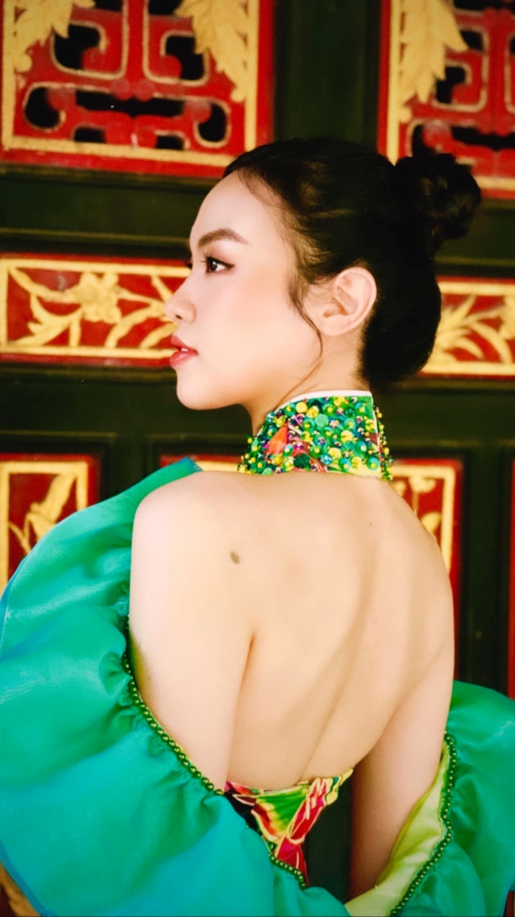 Huỳnh Phạm Thủy Tiên là á hậu 2 cuộc thi Hoa hậu Hoàn vũ Việt Nam 2022.
